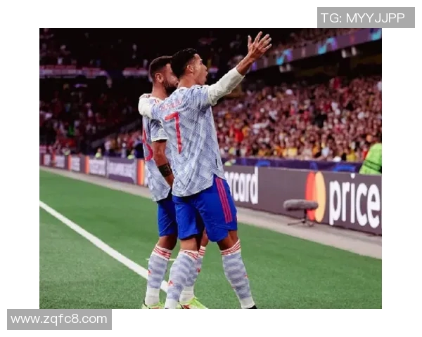 足球球星绝杀技能解析与精彩时刻回顾：从梅西到C罗的致命一击